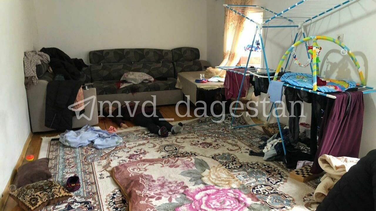 Житель Дагестана зарезал жену и покончил с собой