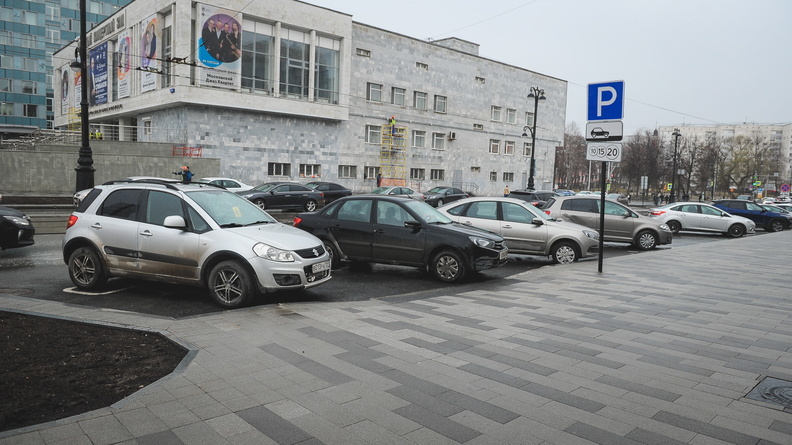 Парковка возле краевой больницы в Ставрополе станет платной с 1 августа