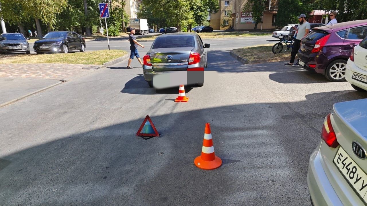 Ребенка на велосипеде сбили в одном из дворов Ставрополя