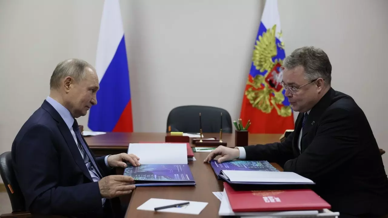 Путин и Владимиров обсудили развитие Ставропольского края