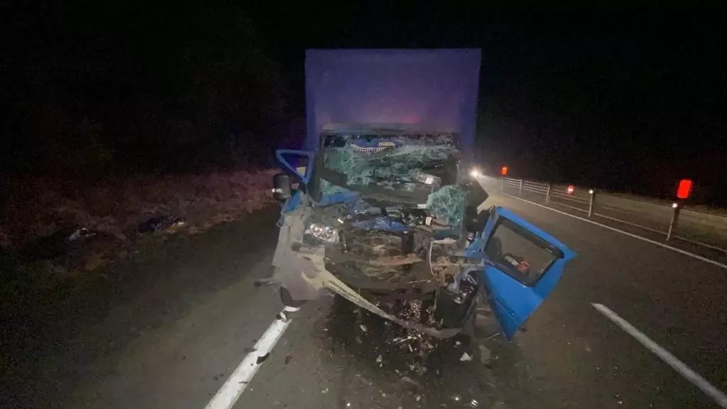 Водитель погиб в аварии с двумя грузовиками на Ставрополье