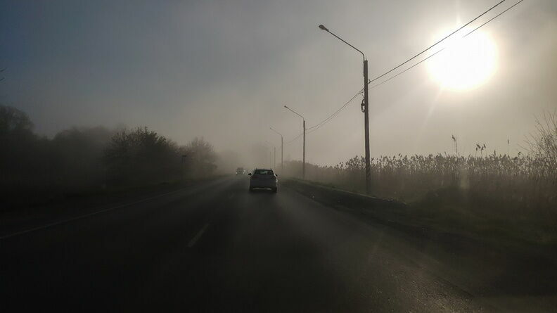 Водителей предупредили о скользких дорогах и сильном ветре на Ставрополье