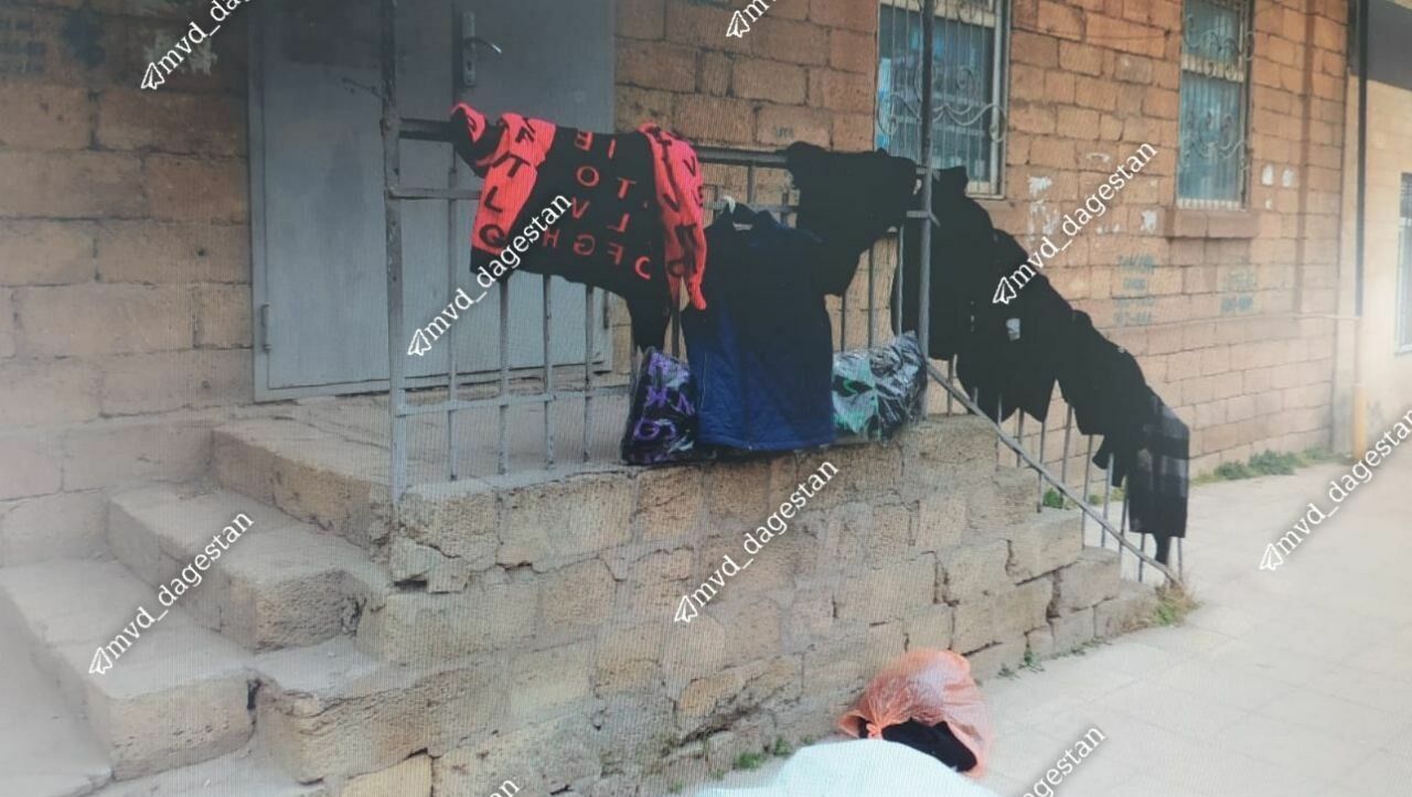 В Дагестане мужчина продавал краденный товар рядом с местом преступления