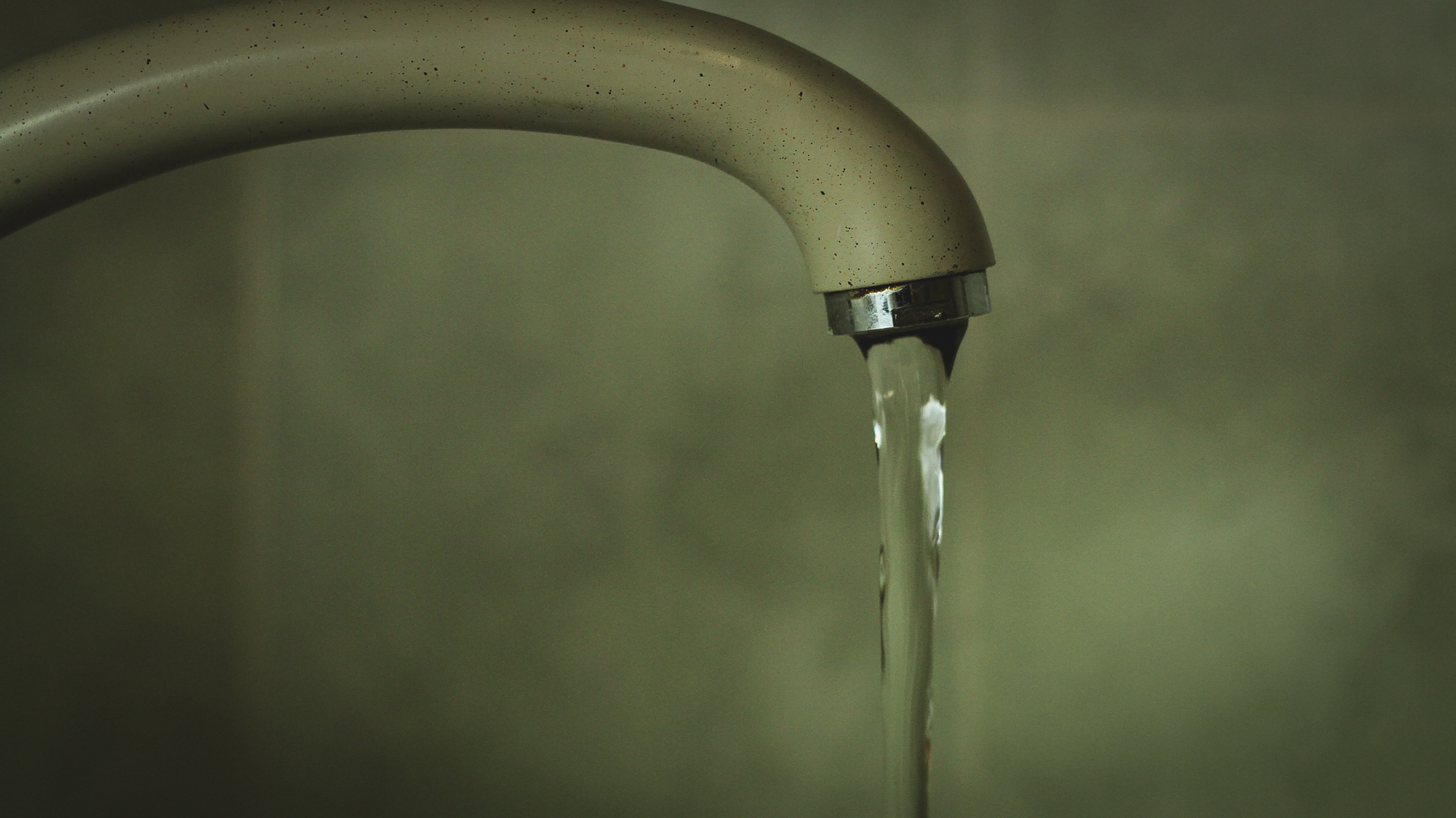 В Черкесске из-за ливня ухудшилось качество водопроводной воды