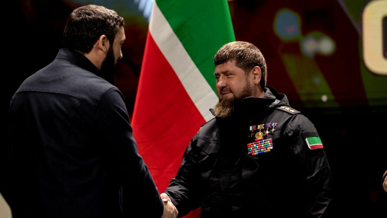 Кадыров получил звание «Героя Чечни», которое сам недавно учредил