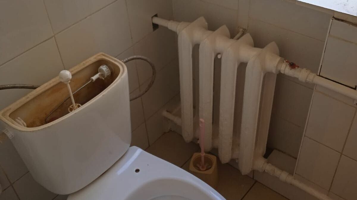 В Железноводске пациенты использовали чужие медкарты для похода в туалет