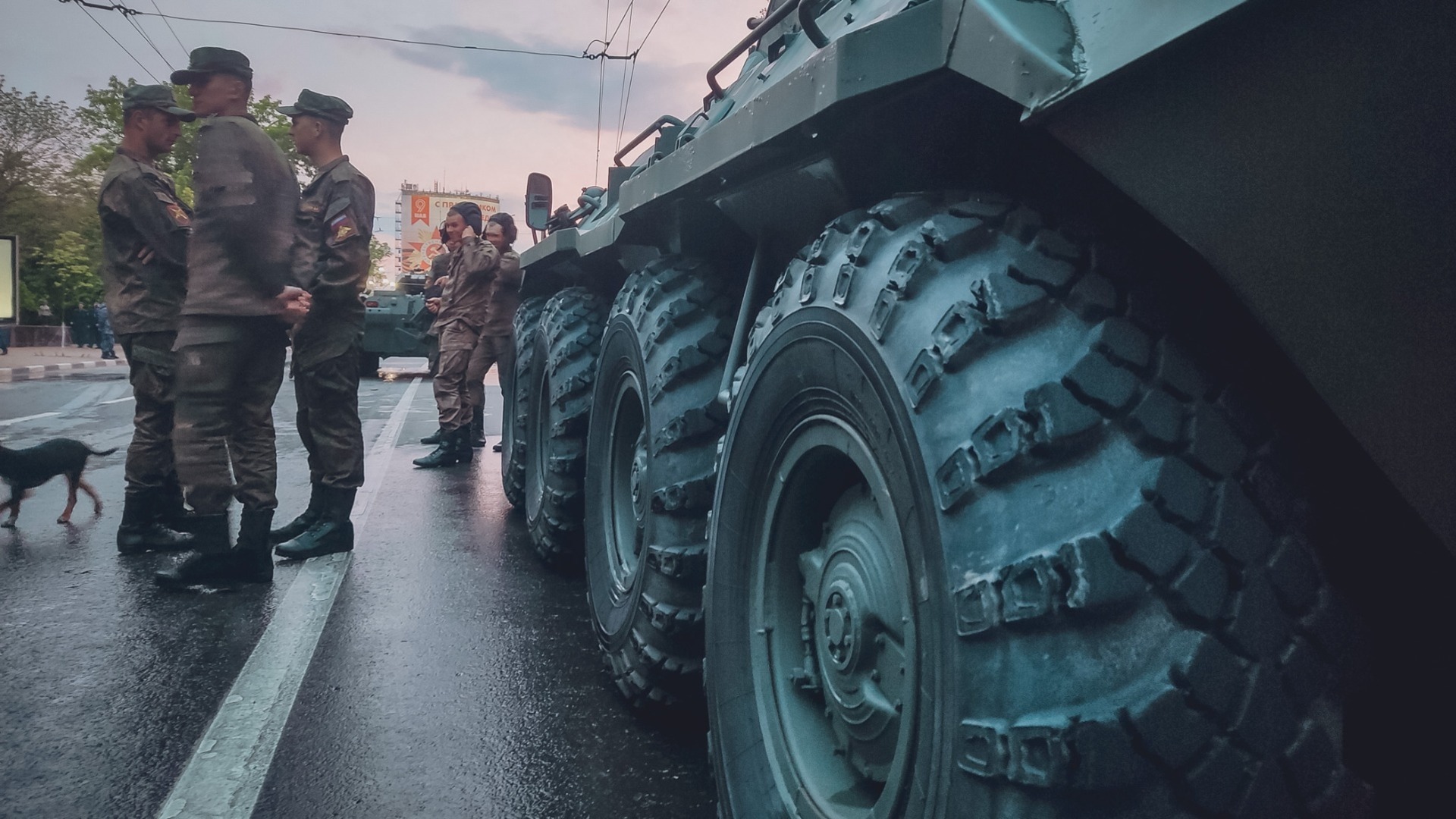 Телеграм-каналы: колонна чеченского спецназа стоит под Ростовом