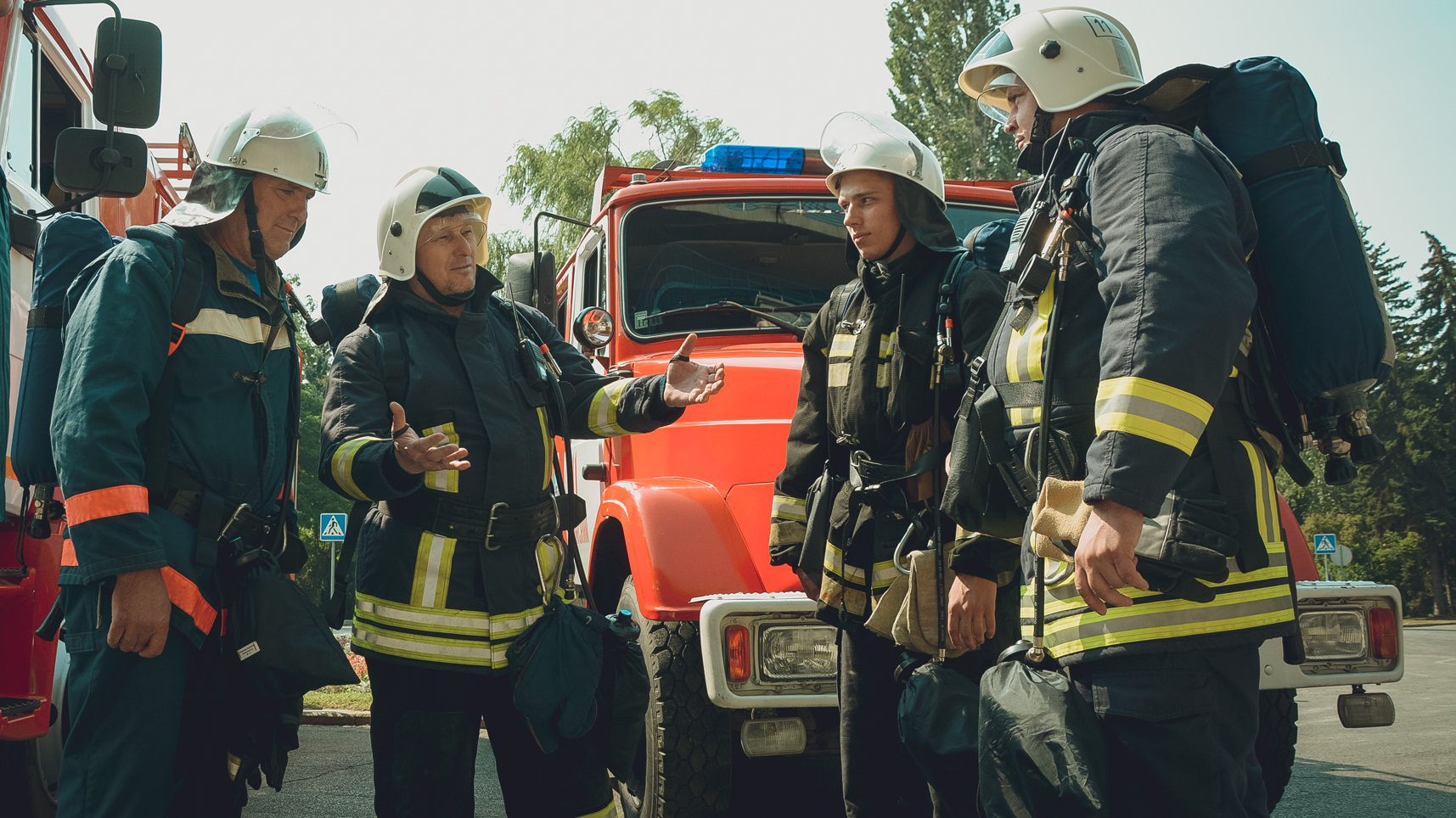 Более 10 жильцов эвакуировали при пожаре в многоэтажке на Ставрополье