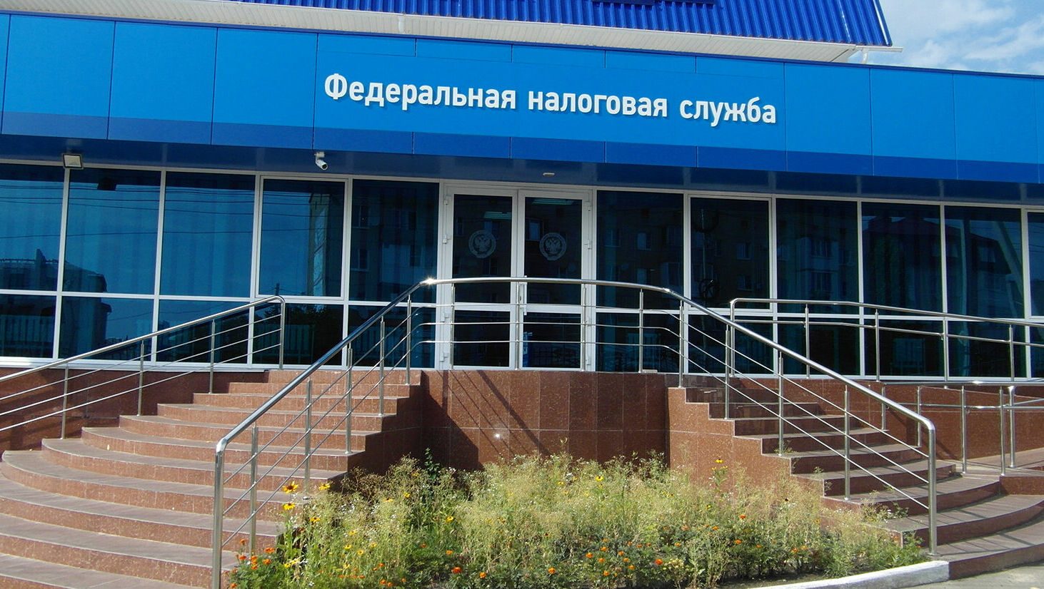 Руководитель в налоговой обманул компанию на 500 тыс рублей на Ставрополье