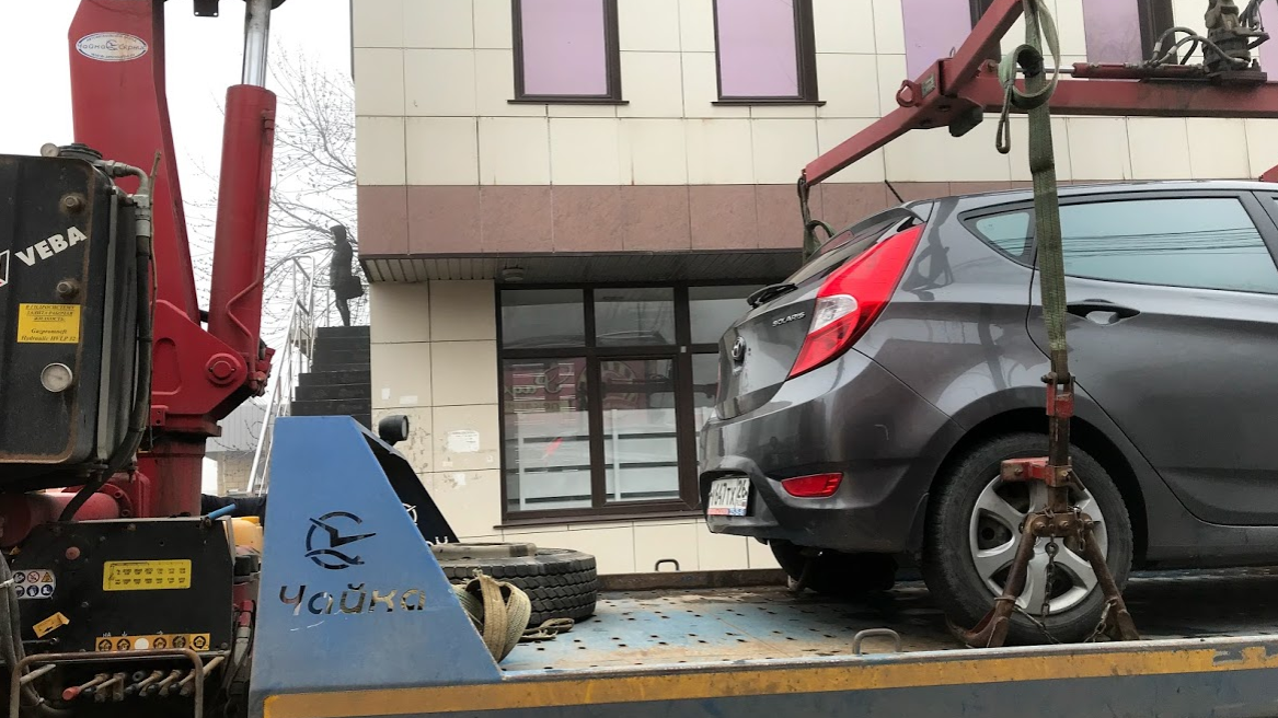 Ставропольчанин пытался подкупить пристава, чтобы не лишиться машины