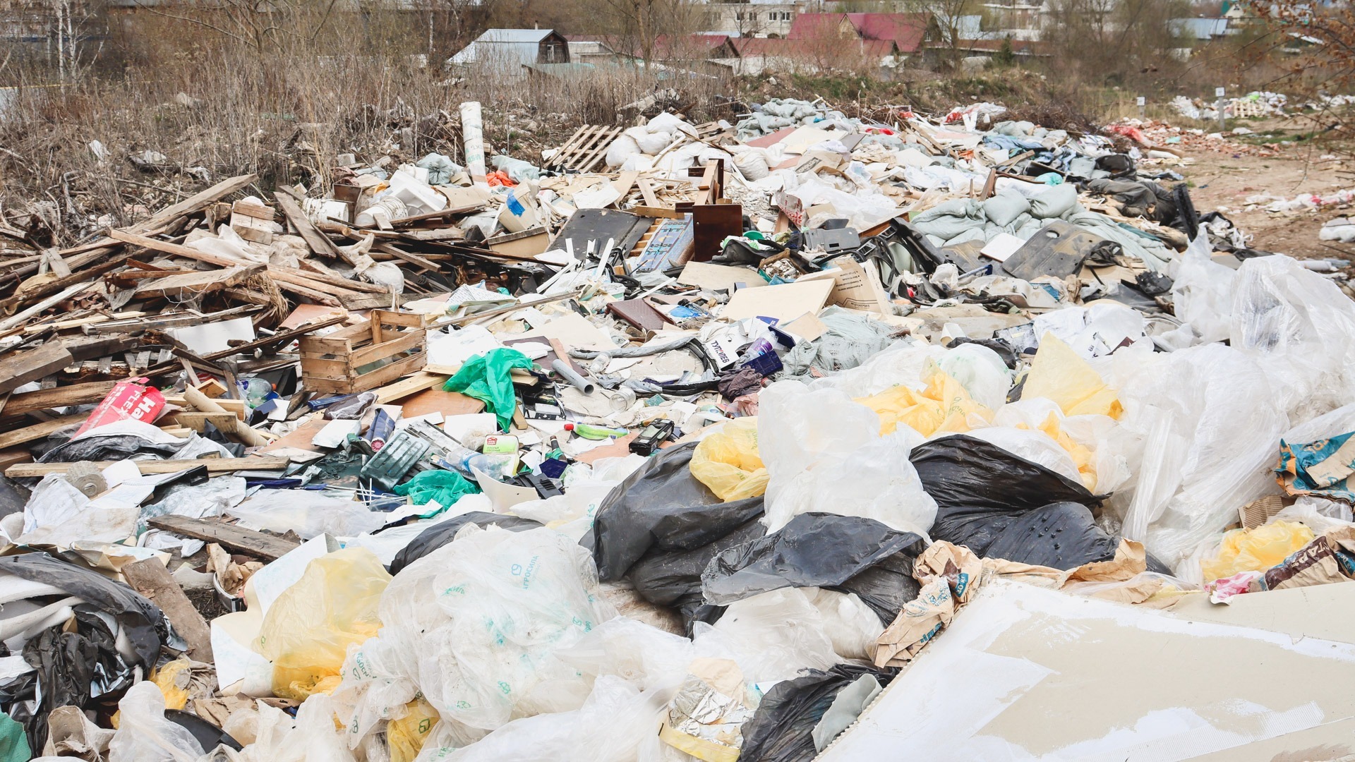 Тонны мусора угрожают сельскому хозяйству на Ставрополье