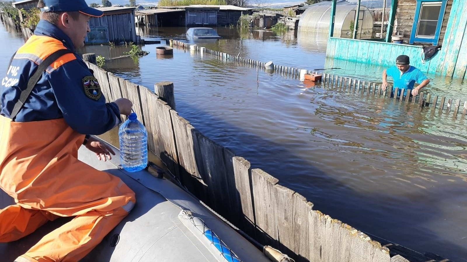 «Здесь море»: Миненков рассказал о затопленных после ливня улицах в Невинномысске