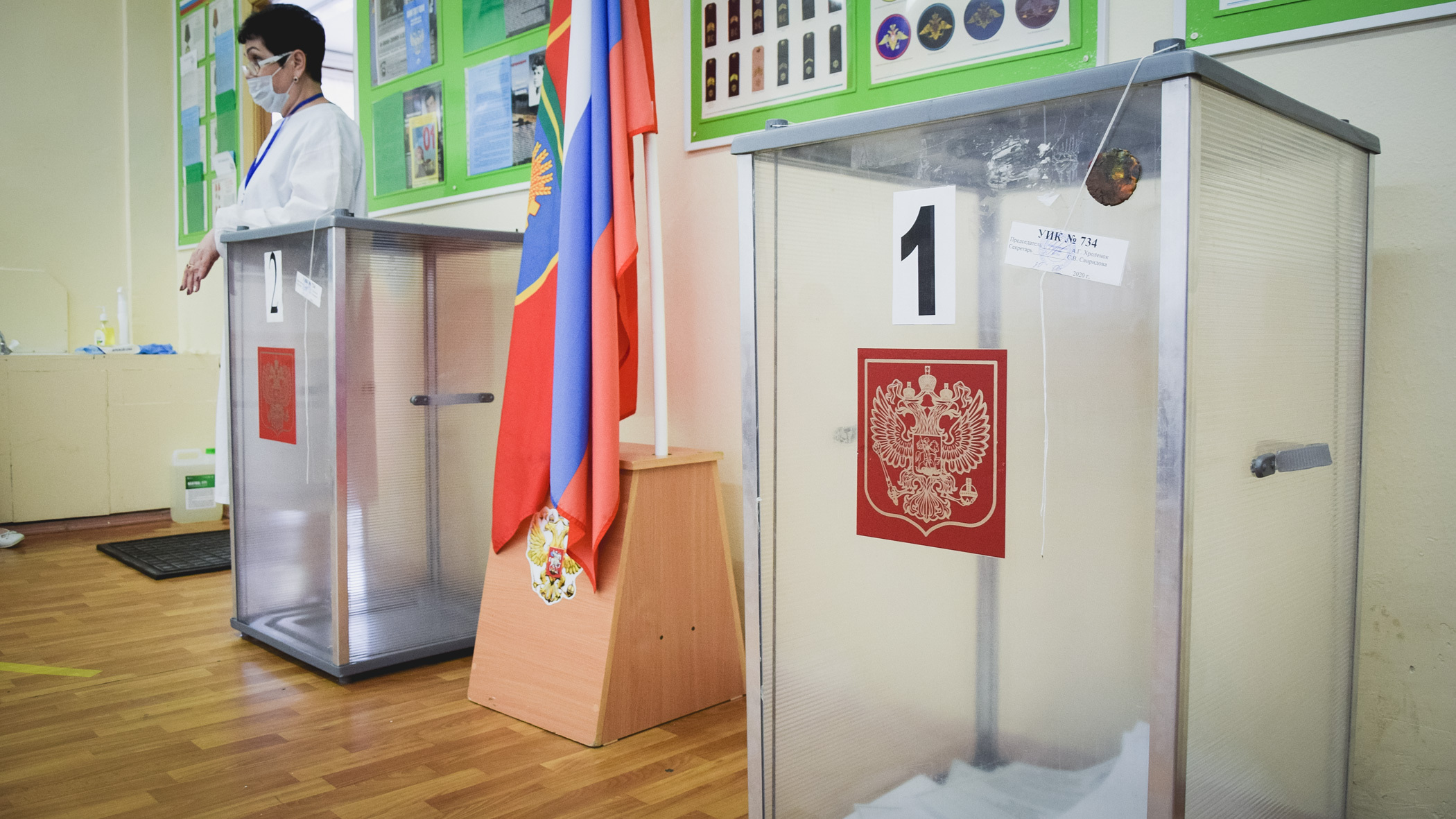 Член Избиркома избежит наказания за демарш на голосовании по Конституции в Пятигорске