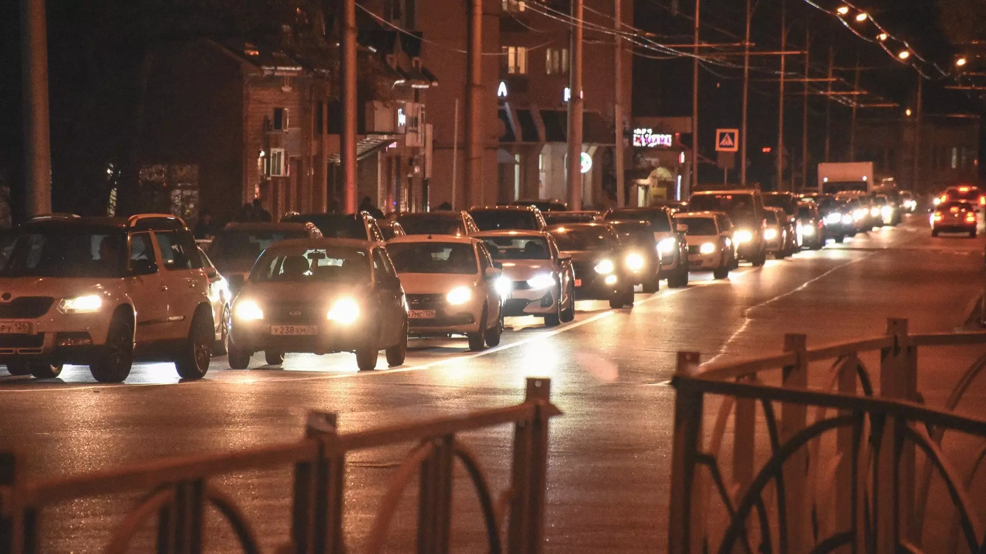 Дорожные хроники: почему пробки в Ставрополе не рассасываются