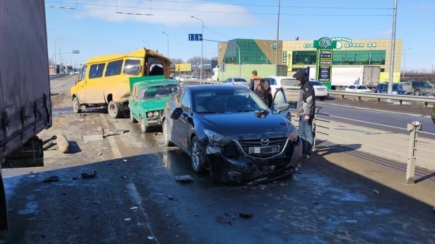 Уголовное дело возбудили после аварии с 16 машинами на Ставрополье