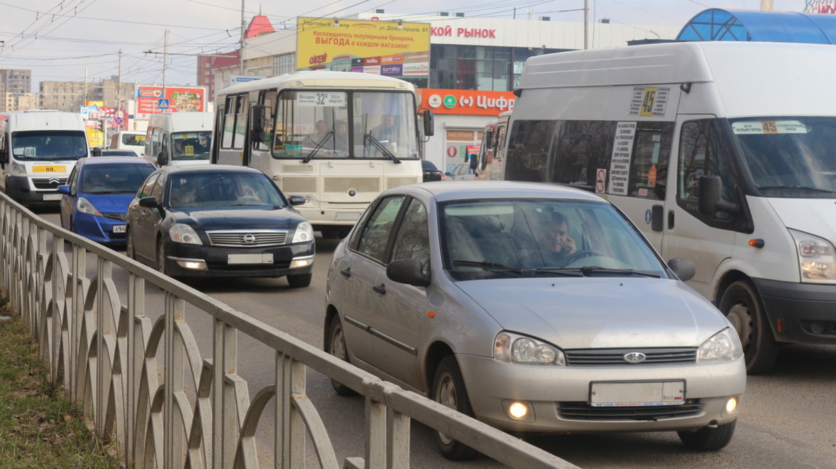 Споры вокруг автобусов: что ждет общественный транспорт Ставрополя следующие 10 лет