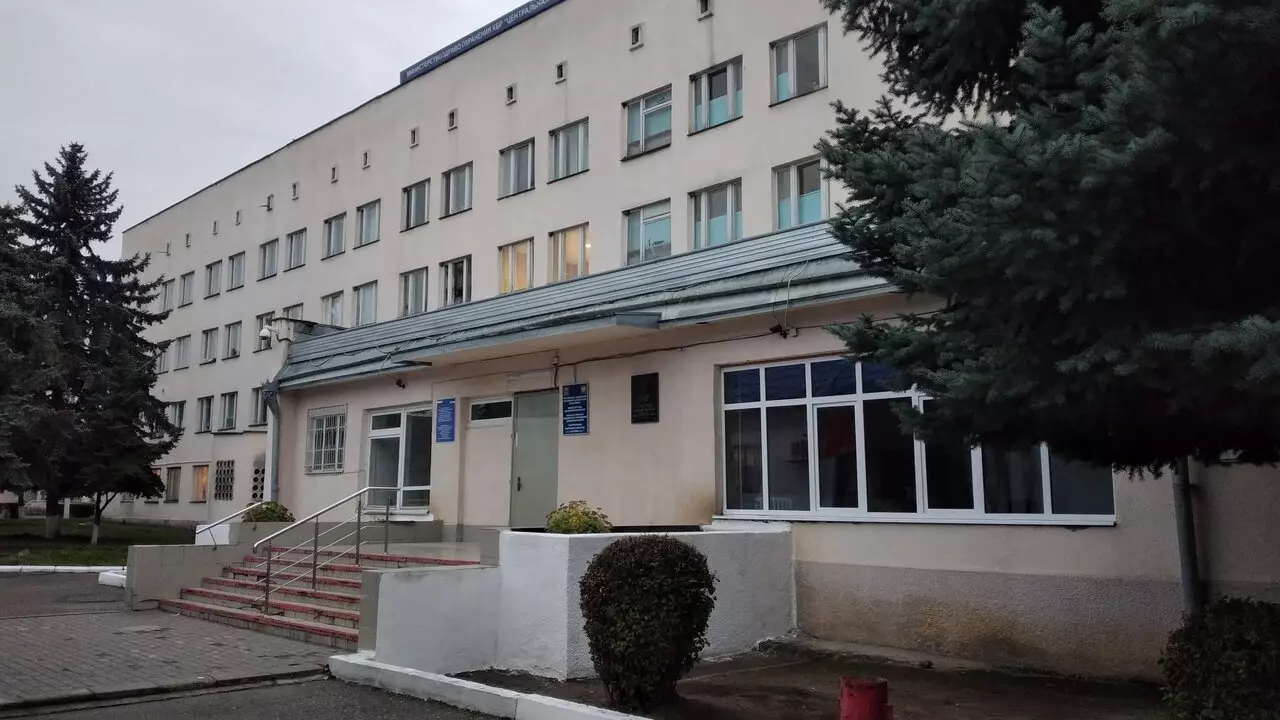 Более 15 млн рублей похитили двое работников районной больницы в КБР