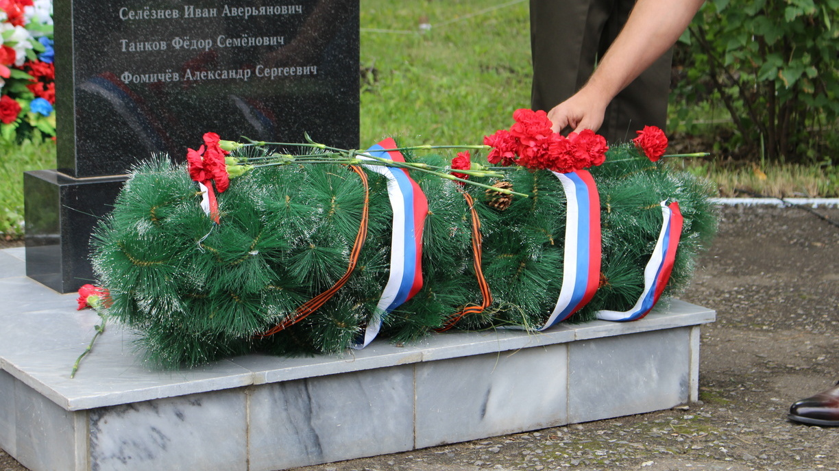 При ремонте мемориала ВОВ в Ставрополе украли почти 500 тыс рублей