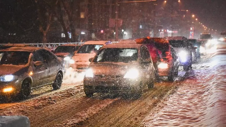 Серьезные пробки появились на дорогах Ставрополя 22 января