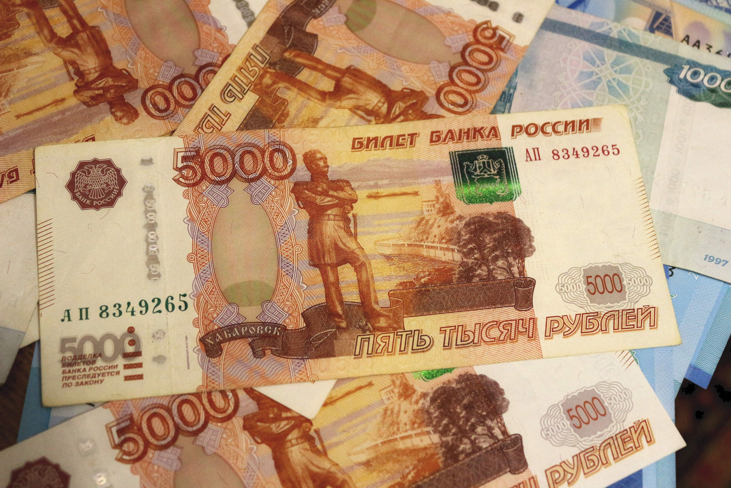 Единороссы отказались делиться зарплатными местами в думе Ставрополья