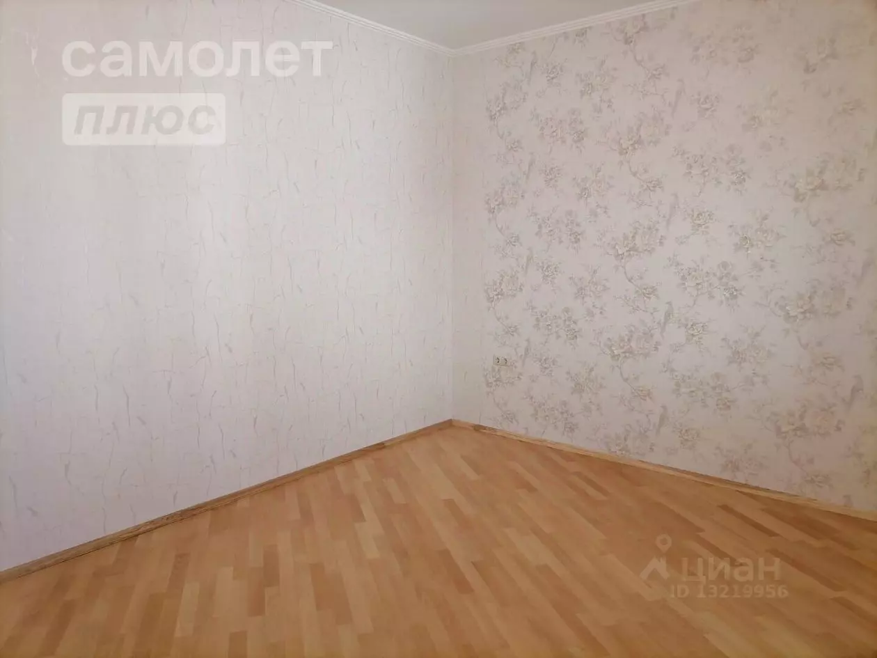 Квартира за 23 млн рублей  За 23,2 миллиона рублей можно стать владельцем «трешки» в 148 квадратов на улице Дзержинского.