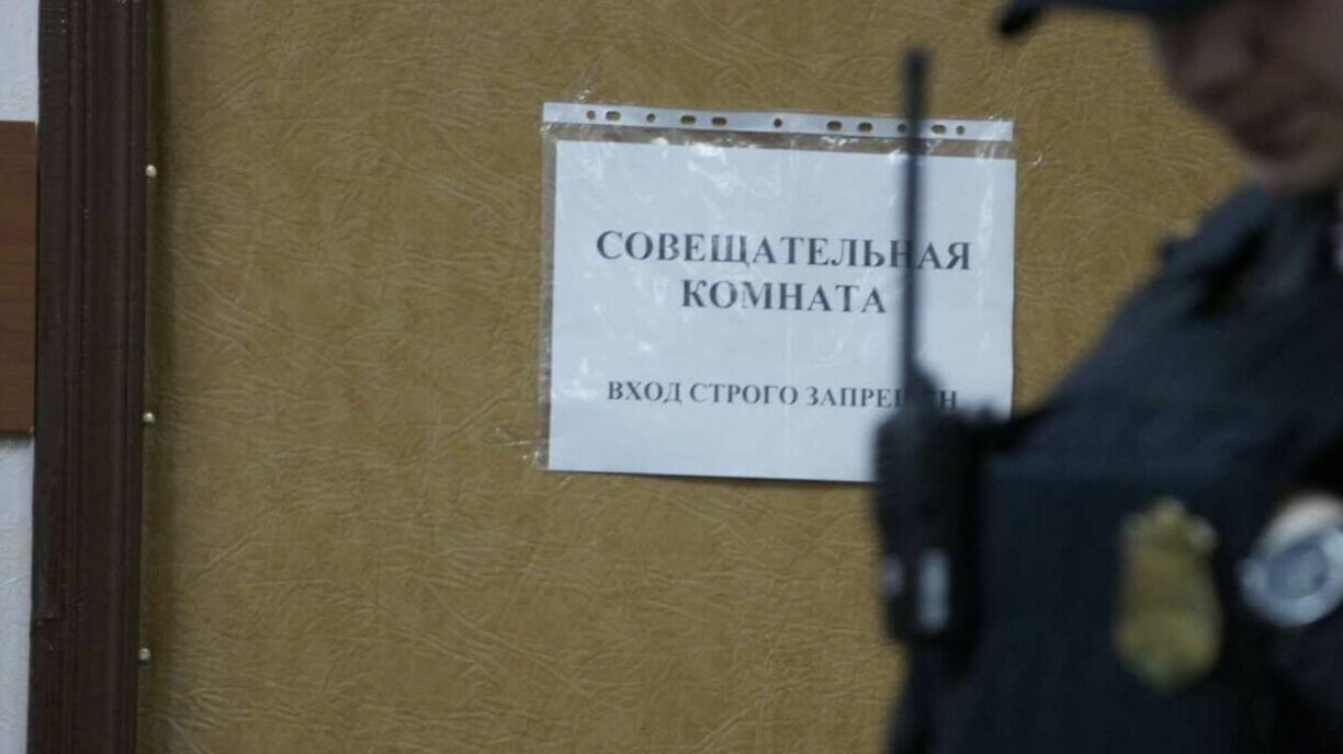 Замначальника ТФОМС Ставрополья арестовали на два месяца по делу о взятках