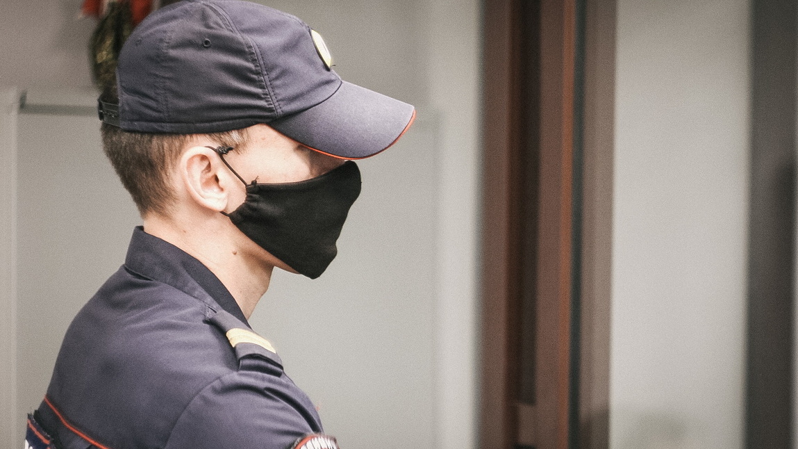 Жителю Ставрополья грозит 10 лет колонии за разорванную куртку полицейского