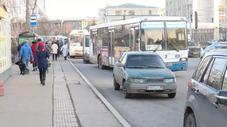 Огромные пробки появились в Ставрополе 23 декабря