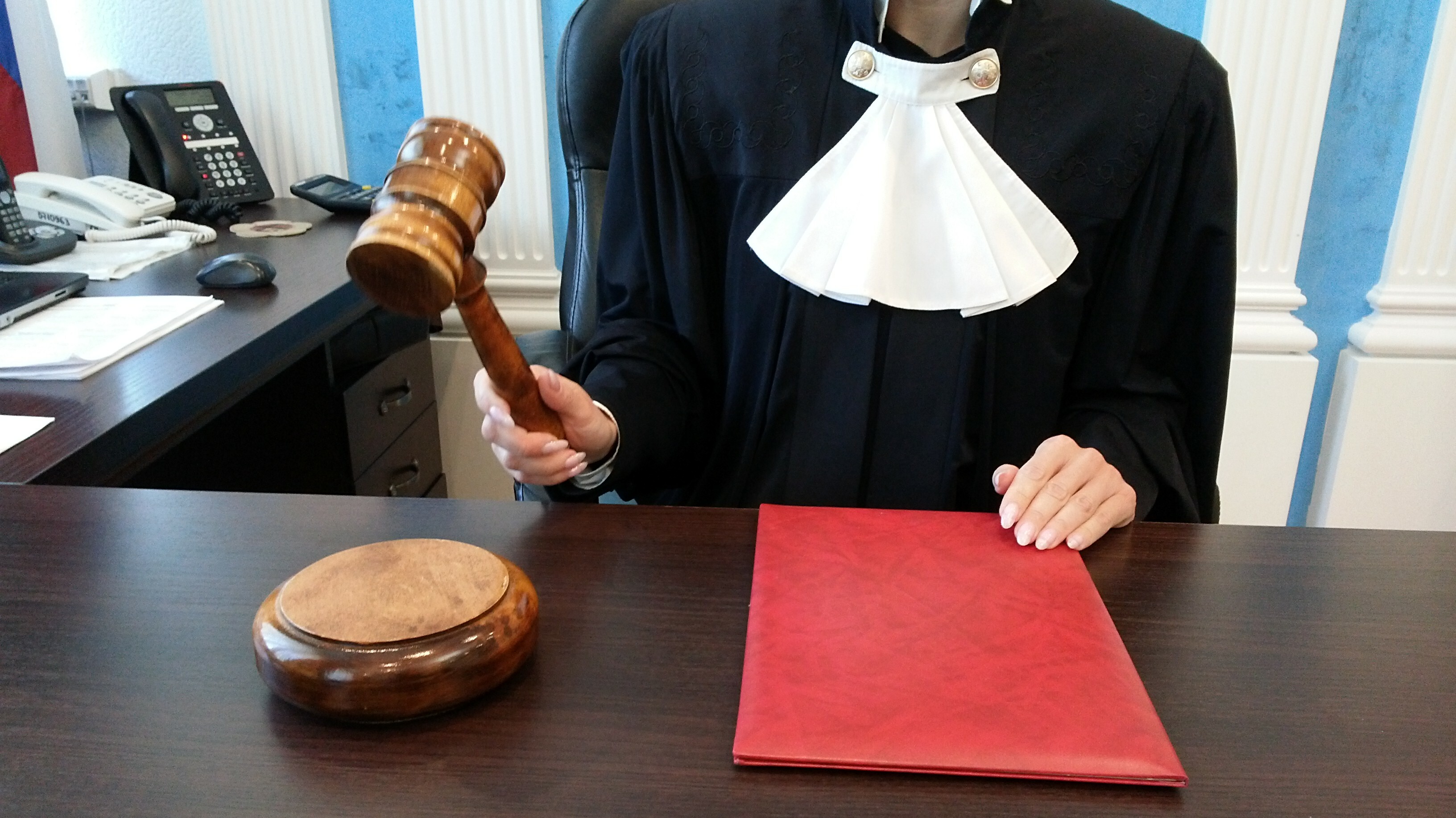 Конфликтующая с правозащитницей ставропольская судья прошла проверки