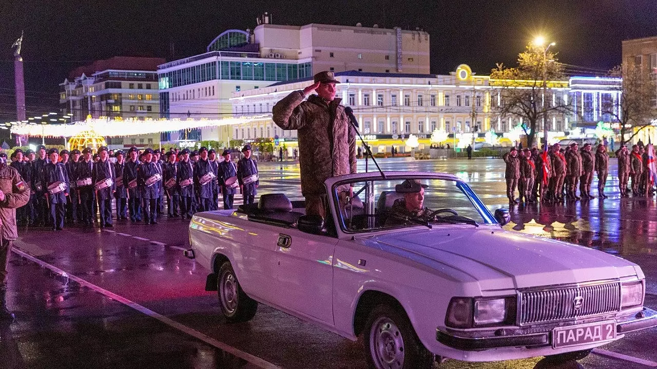Движение перекрыли в части Ставрополя из-за репетиций парада