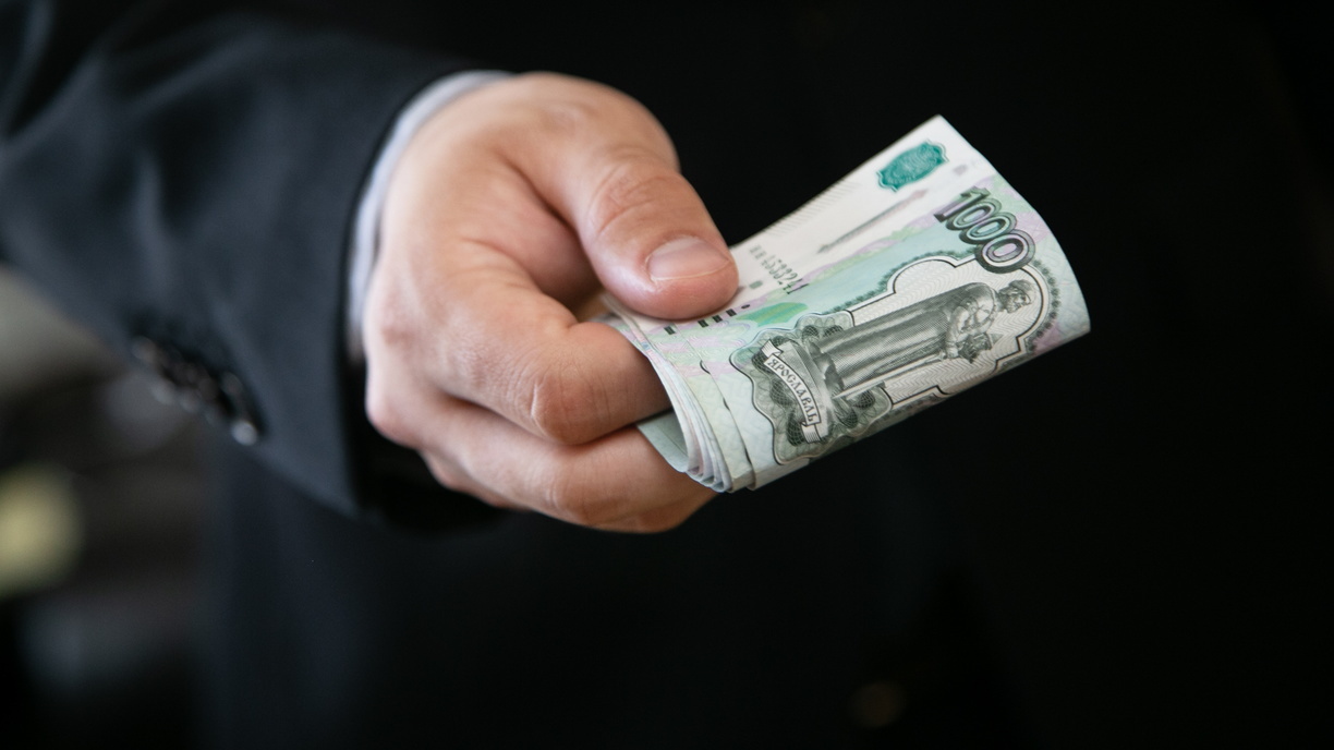 «Пенсию» в 200 тысяч мог получать инвестор от бывшего вице-премьера Ставрополья