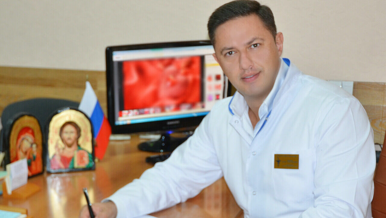 В мае стало известно о самом громком «врачебном деле»: оно было возбуждено в отношение главного врача Пятигорской городской клинической больницы Романа Лифенко