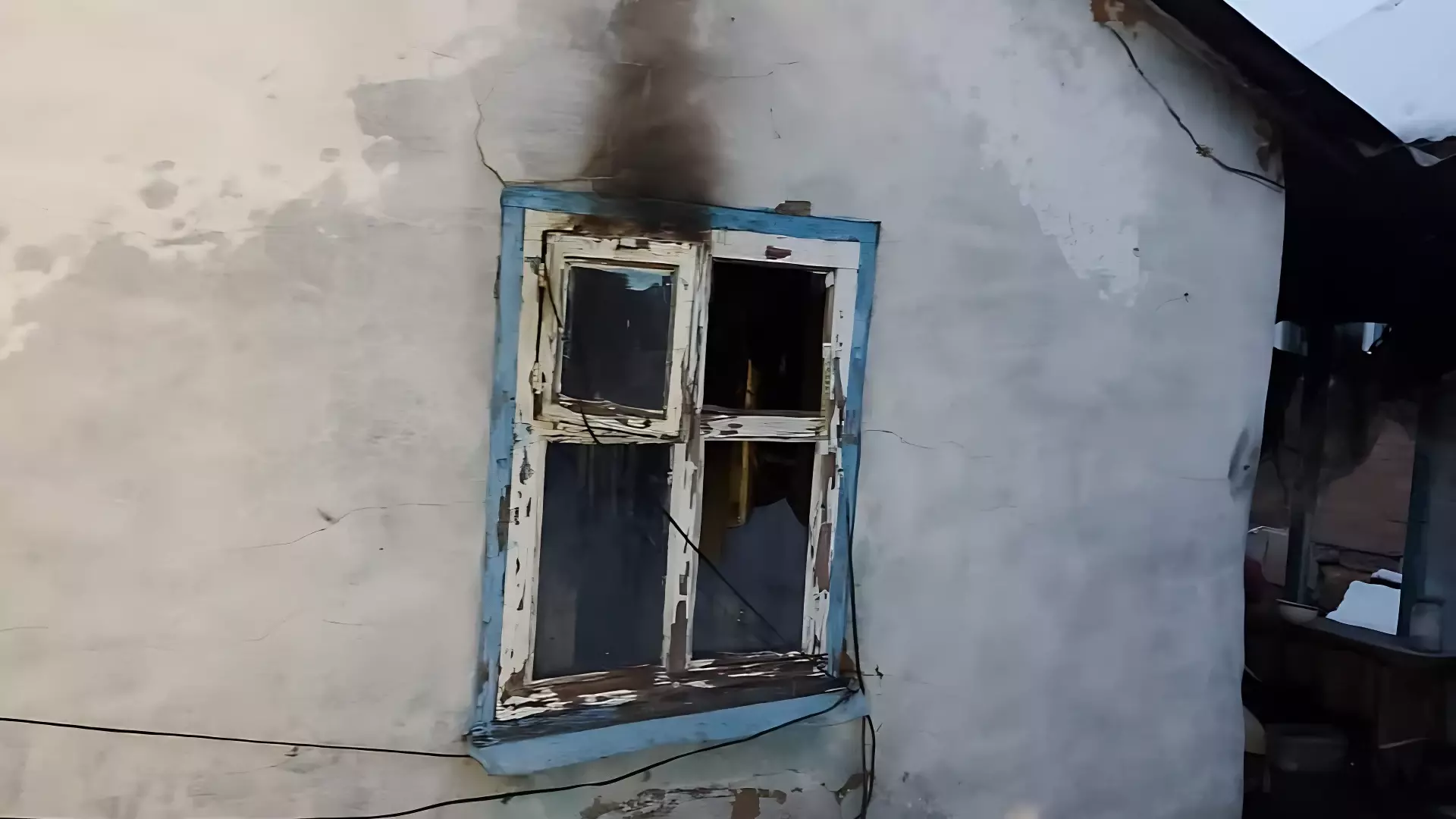 «Он лежал возле двери: тело пенсионера обнаружили в загоревшемся на Ставрополье доме