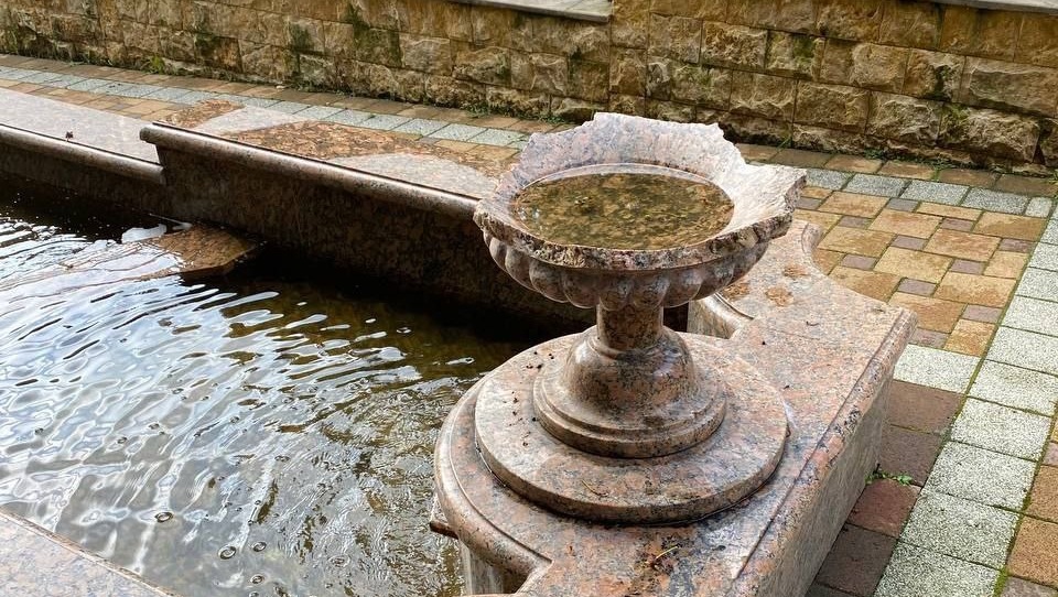 «Чтоб руки отсохли»: мэр Кисловодска прокомментировал разбитый вандалами фонтан
