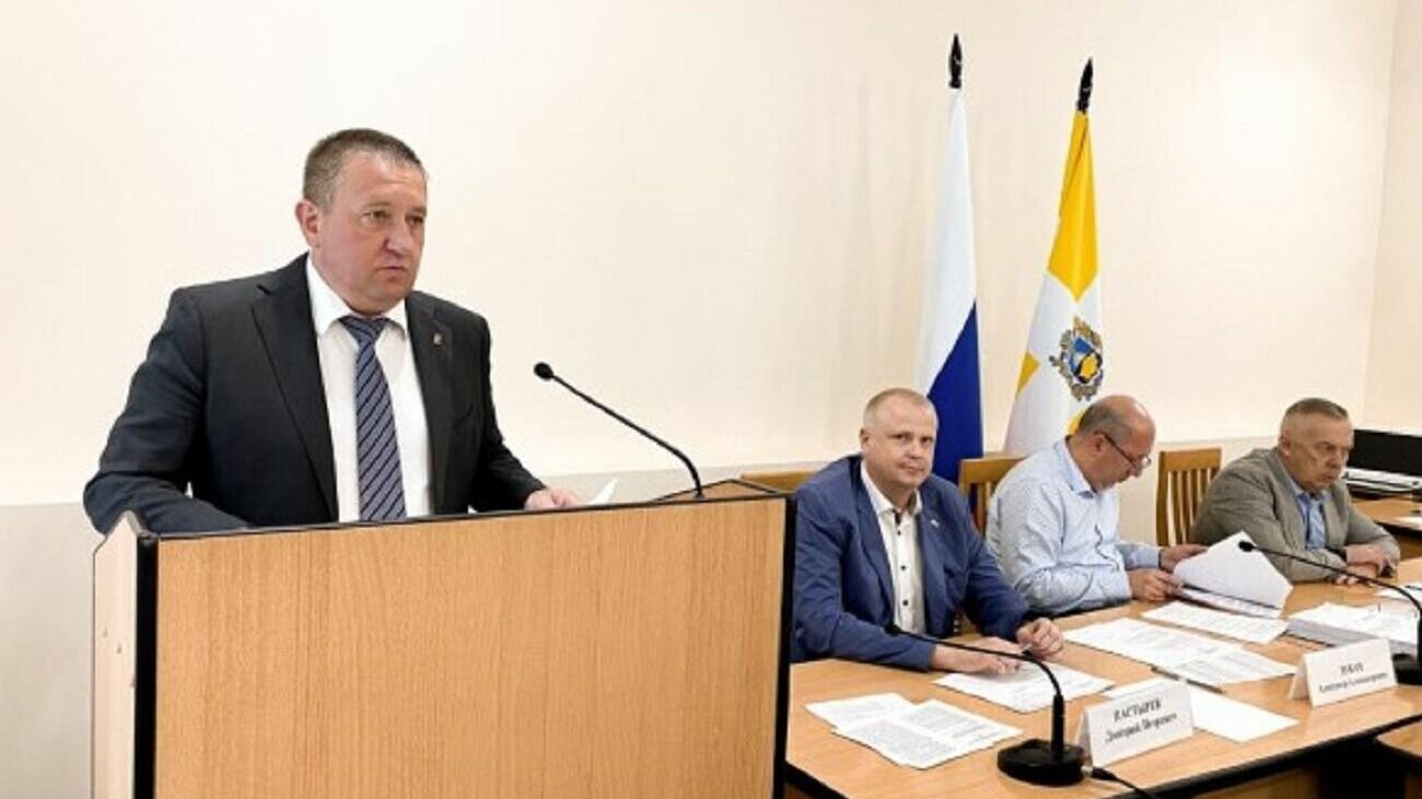 Секреты Сергиенко: мэр Минвод молчит о поездках за границу и богатых родственниках