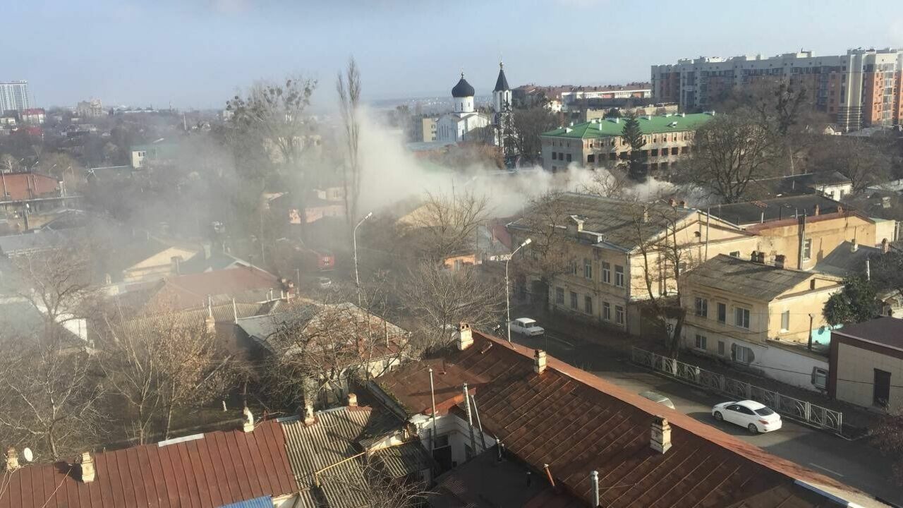 В Ставрополе эвакуировали двух человек из-за пожара на улице Дзержинского