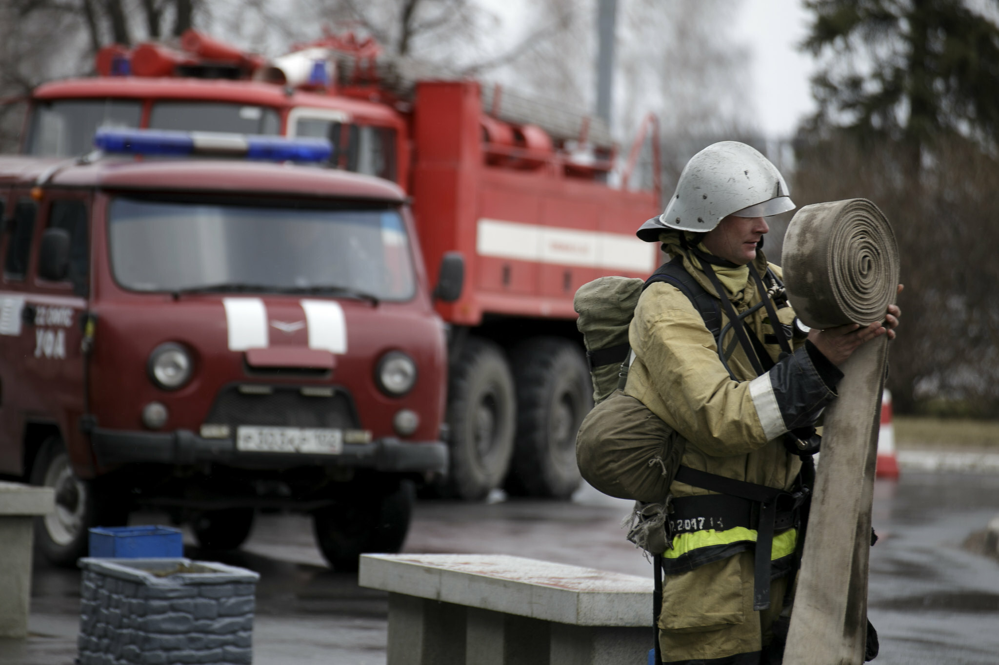Семью с тремя детьми спасли из горящего дома на Ставрополье