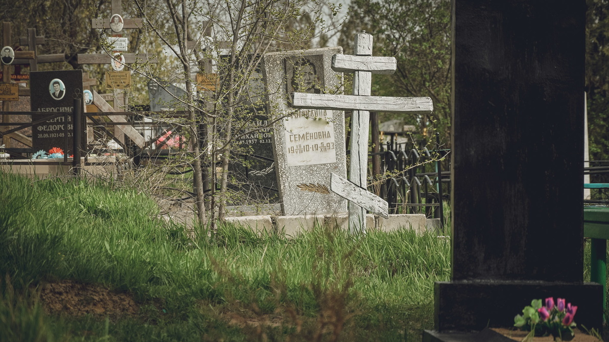 Жителя Ставрополья приговорили к 18 годам за заказное убийство на кладбище