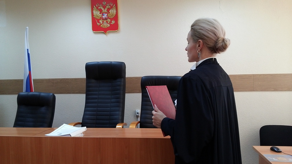 Суд закончил допрос свидетелей со стороны обвинения по делу экс-мэра Пятигорска