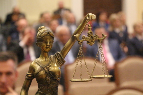 Сразу семь свидетелей обвинения поддержали экс-мэра Пятигорска в суде