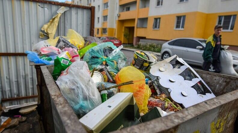 Покойнику пригрозили судом за неоплаченный вывоз мусора на Ставрополье
