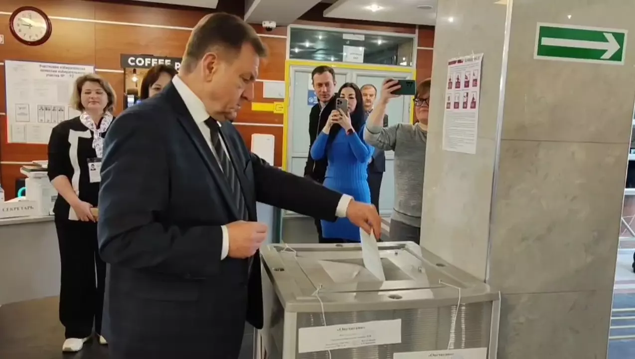Мэр Ставрополя Иван Ульянченко проголосовал на выборах президента России