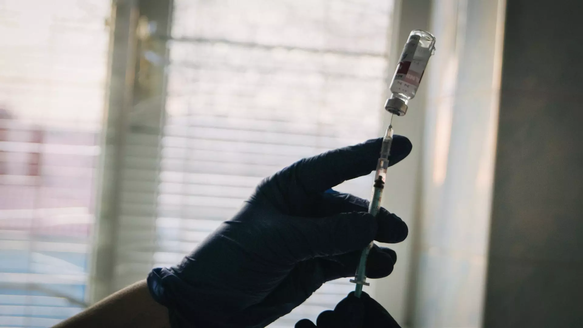 Ставропольский край закупит обновленную вакцину от коронавируса 
