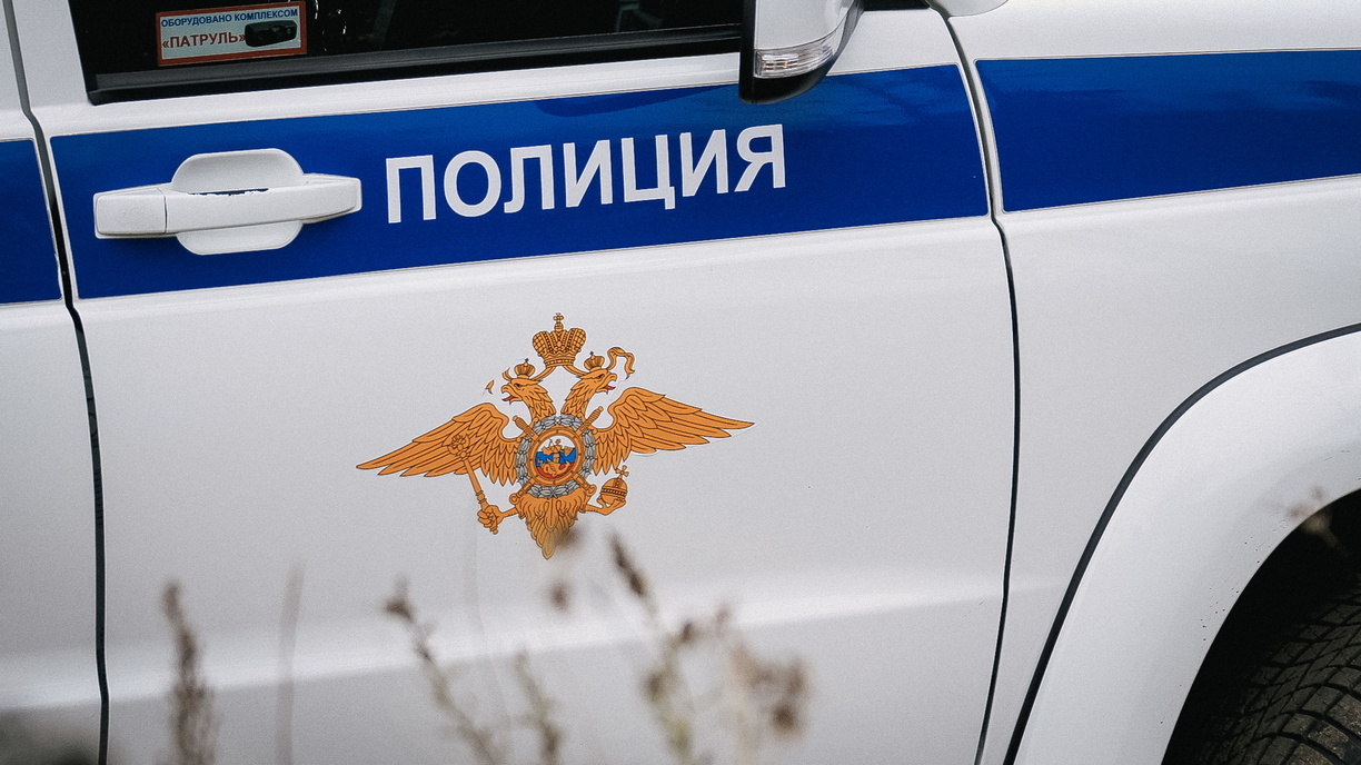 В МВД по КЧР назвали фейком информацию об участии полицейских в застолье с путанами